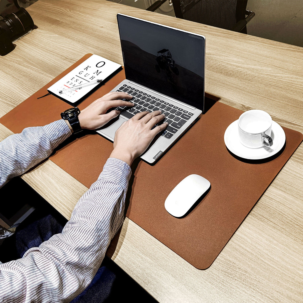 Leather Desk Pad (Four Sizes / Brown)